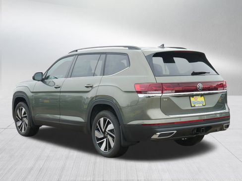 New 2026 Volkswagen Atlas SE image 2