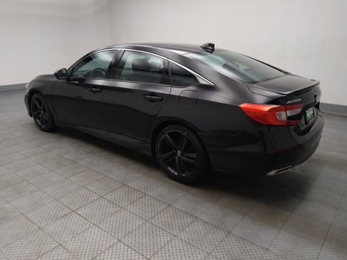 Used 2019 Honda Accord Sport image 3