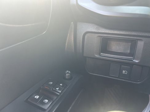 Used 2019 Toyota Tacoma SR image 21