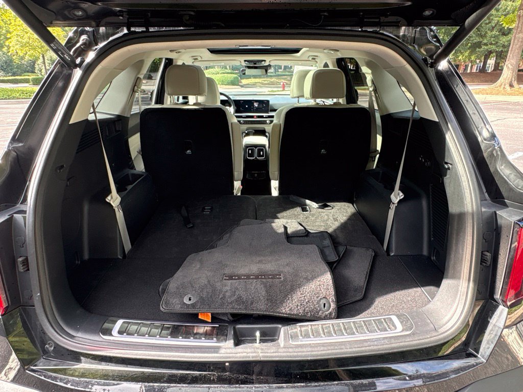 Used 2024 Kia Sorento SX AWD/4WD image 13