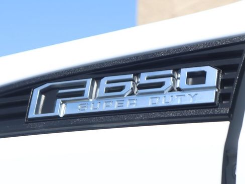 Used 2019 Ford F650 2WD Regular Cab Super Duty image 37