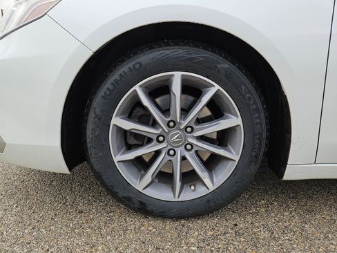 Used 2019 Acura TLX image 31