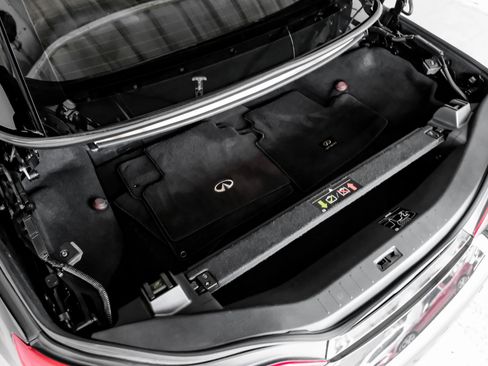 Used 2012 INFINITI G37 Convertible w/ Premium Pkg RWD image 38
