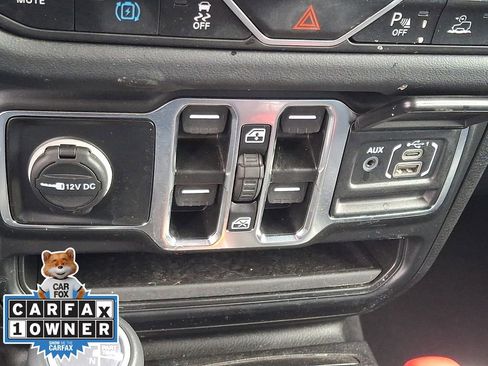 Used 2024 Jeep Wrangler High Altitude AWD/4WD image 25
