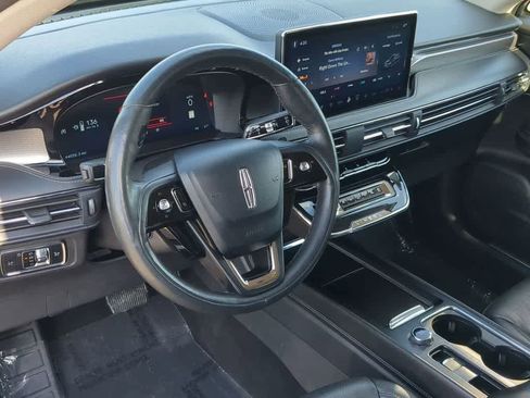 Used 2024 Lincoln Corsair Reserve w/ Equipment Group 201A image 2