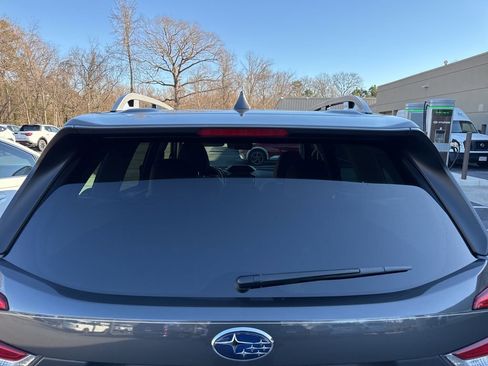 Used 2022 Subaru Forester Touring w/ Popular Package #3 image 8