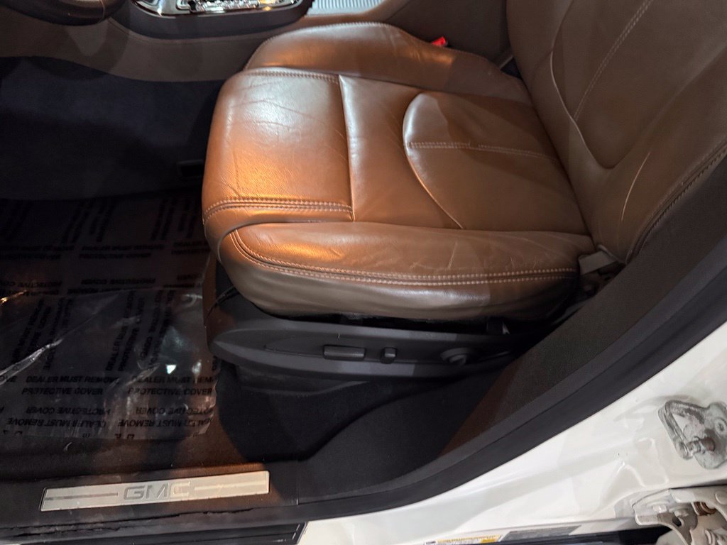 Used 2013 GMC Acadia SLT FWD image 23