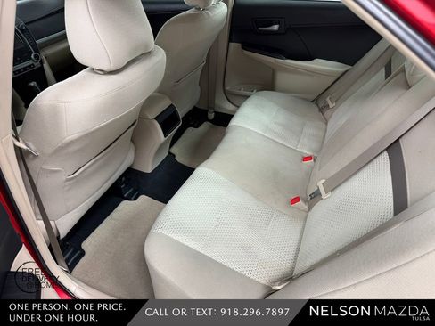 Used 2013 Toyota Camry LE FWD image 34