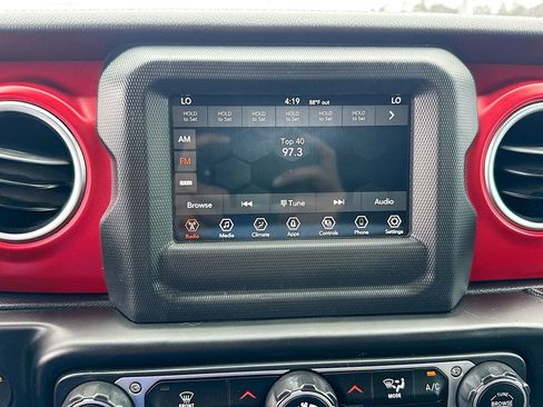 Used 2021 Jeep Wrangler Unlimited Rubicon image 15