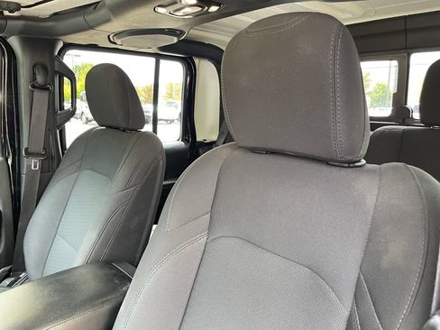 Used 2022 Jeep Gladiator Sport AWD/4WD image 22