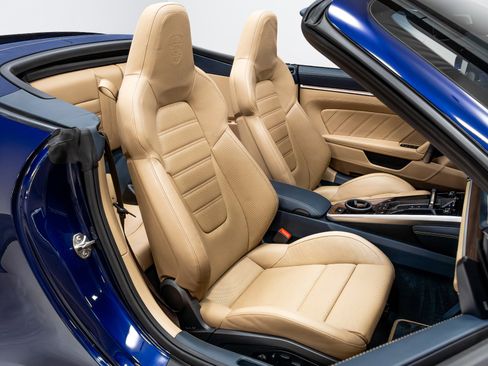 Used 2021 Porsche 911 Turbo S image 22