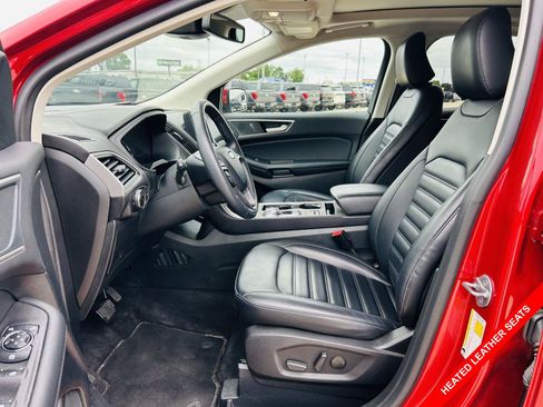 Used 2024 Ford Edge SEL w/ Convenience Package AWD/4WD image 3