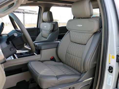 New 2026 Ford F350 Platinum w/ Platinum Plus Package image 24