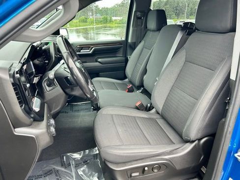 Used 2022 Chevrolet Silverado 1500 RST AWD/4WD image 13