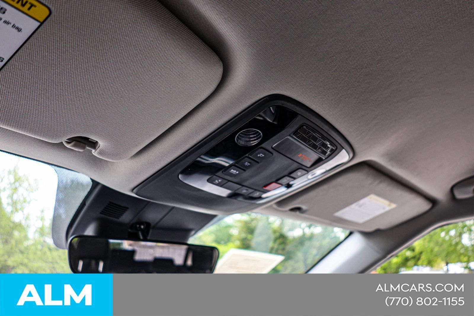 Used 2025 Kia Carnival FWD image 48
