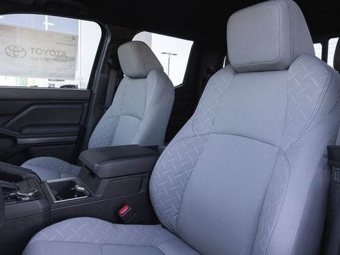 New 2026 Toyota Tacoma SR5 AWD/4WD image 8
