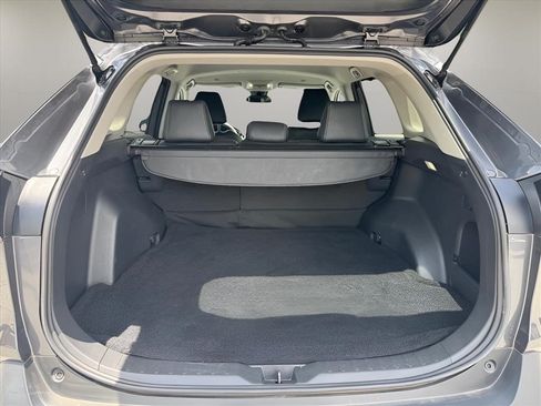 Used 2025 Toyota RAV4 XLE FWD image 12