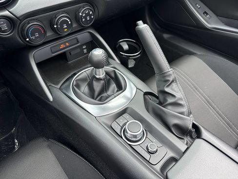 New 2026 MAZDA MX-5 Miata Sport w/ Appearance Package RWD image 24