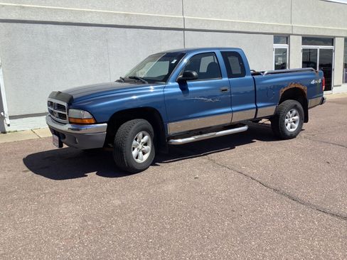 Used 2004 Dodge Dakota SLT AWD/4WD image 3