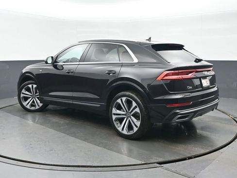 Used 2021 Audi Q8 Prestige w/ Prestige Package image 5
