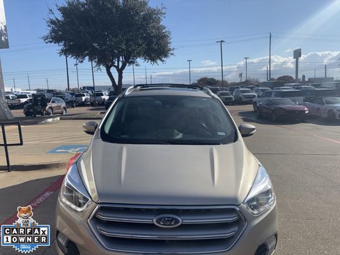 Used 2017 Ford Escape Titanium w/ Equipment Group 301A image 2