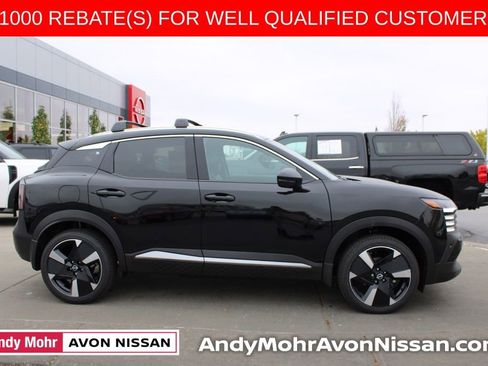 New 2026 Nissan Kicks SR w/ Cold Weather Package image 3