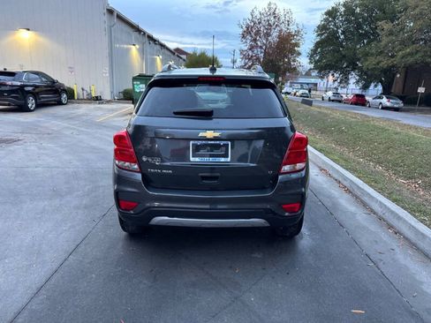 Used 2019 Chevrolet Trax LT image 10