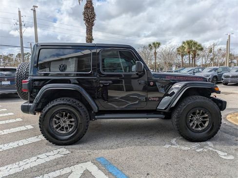 Used 2024 Jeep Wrangler Rubicon image 7