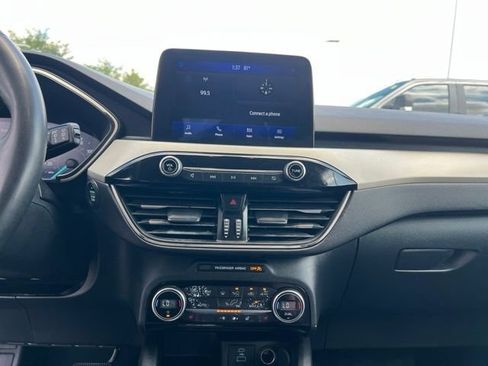 Used 2021 Ford Escape SE w/ Convenience Package AWD/4WD image 16