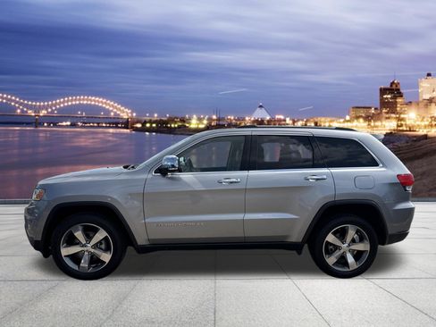Used 2015 Jeep Grand Cherokee Limited w/ Trailer Tow Group IV RWD image 2