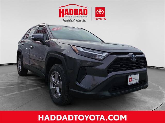 Certified 2024 Toyota RAV4 LE AWD/4WD image 8