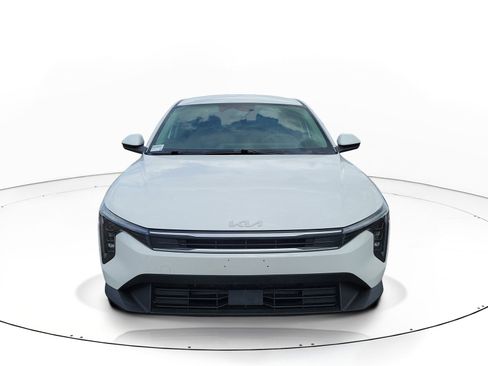 Used 2025 Kia K4 FWD image 2