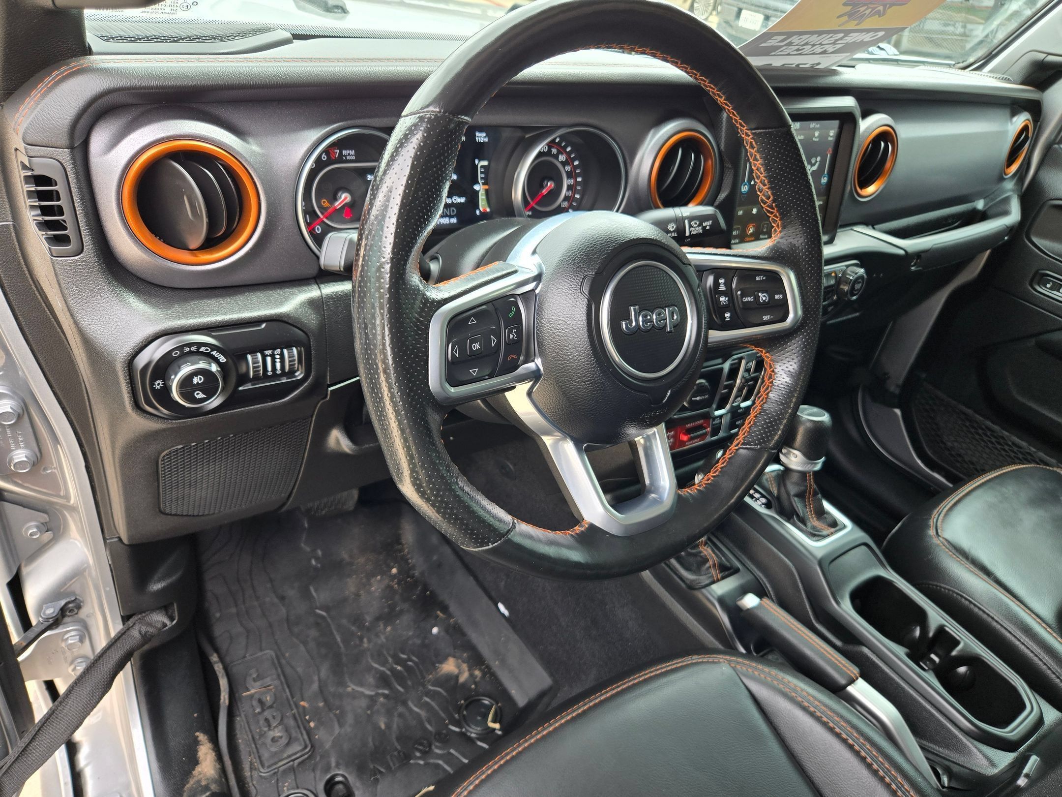 Used 2021 Jeep Gladiator Mojave AWD/4WD image 10