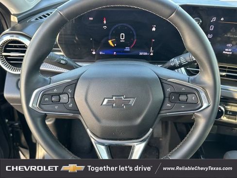 Used 2024 Chevrolet Trax ACTIV w/ Driver Confidence Package FWD image 13