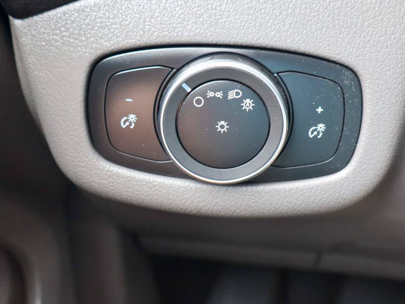 Used 2022 Ford Transit Connect XL FWD image 18