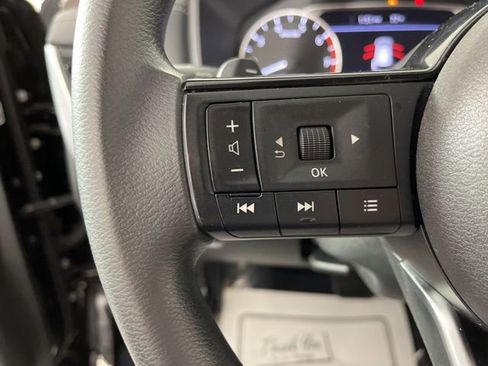 Used 2022 Nissan Rogue SV image 23