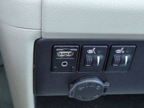 Used 2017 Toyota Sienna XLE FWD image 22