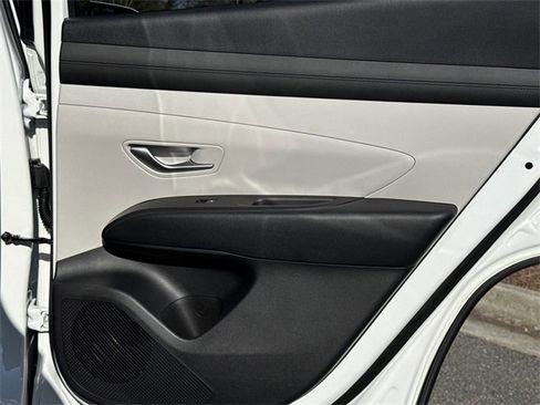 New 2026 Hyundai Tucson SEL image 16