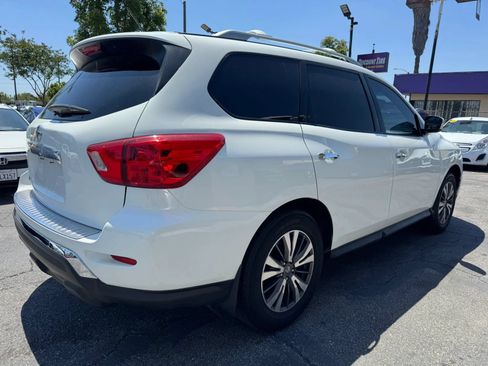 Used 2017 Nissan Pathfinder S FWD image 5
