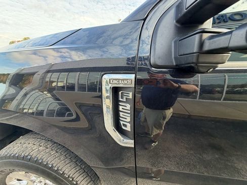 Used 2022 Ford F250 King Ranch w/ King Ranch Ultimate Package image 10