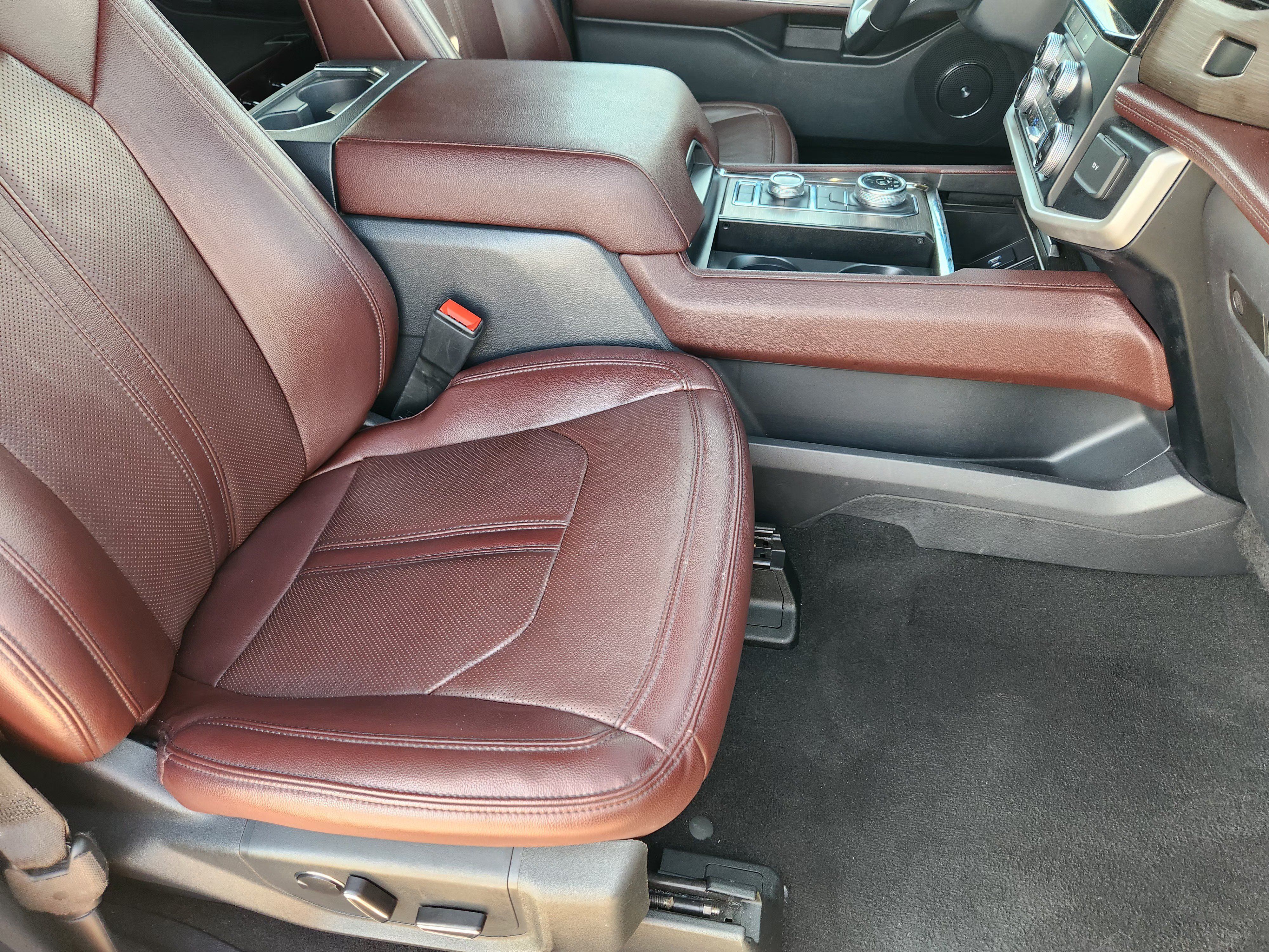 Used 2024 Ford Expedition Max Limited AWD/4WD image 14