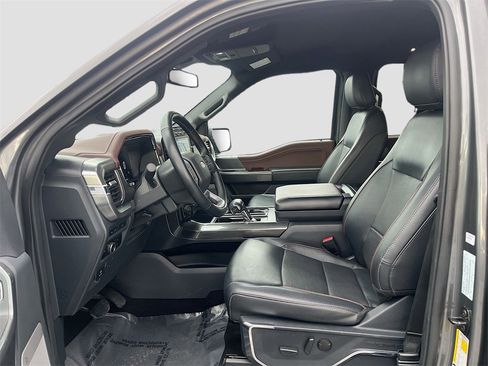 Used 2023 Ford F150 Lariat image 22