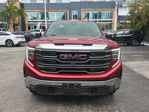 Used 2025 GMC Sierra 1500 SLT w/ SLT Premium Plus Package AWD/4WD image 8