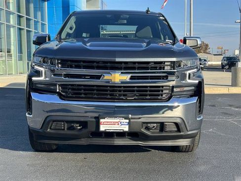 Used 2022 Chevrolet Silverado 1500 LT image 2