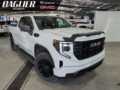 Used 2026 GMC Sierra 1500 Elevation AWD/4WD image 1
