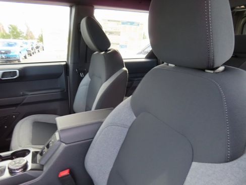 New 2025 Ford Bronco 4-Door w/ Sasquatch Package image 15