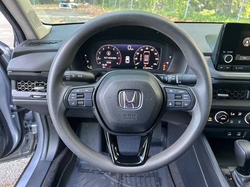 Used 2023 Honda Accord EX image 20