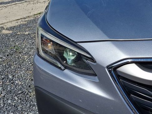Used 2020 Subaru Outback Premium AWD/4WD image 12