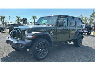 Used 2024 Jeep Wrangler Unlimited Sport AWD/4WD video 1