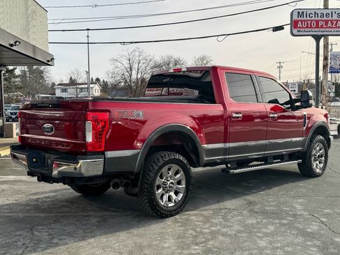 Used 2019 Ford F250 Lariat w/ Lariat Ultimate Package image 4